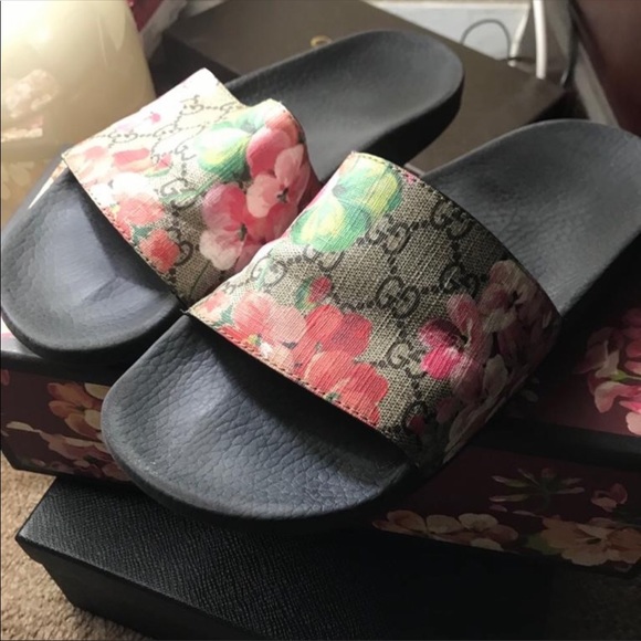gucci bloom sandals